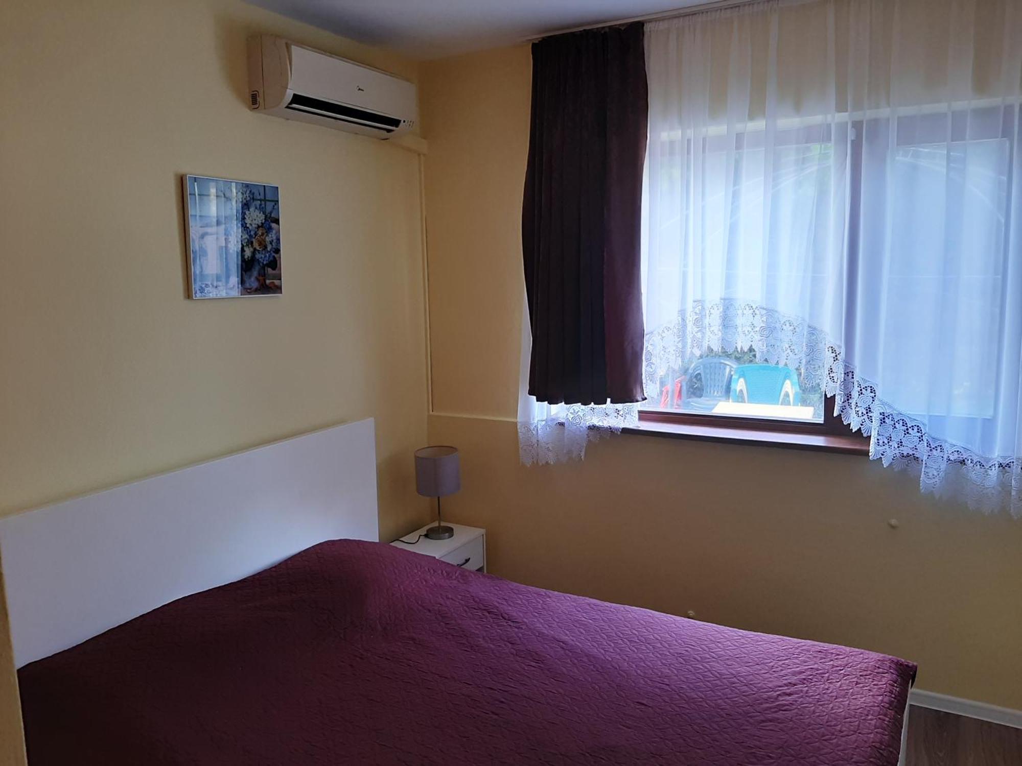 Guest House By The Captain Varna Exterior foto