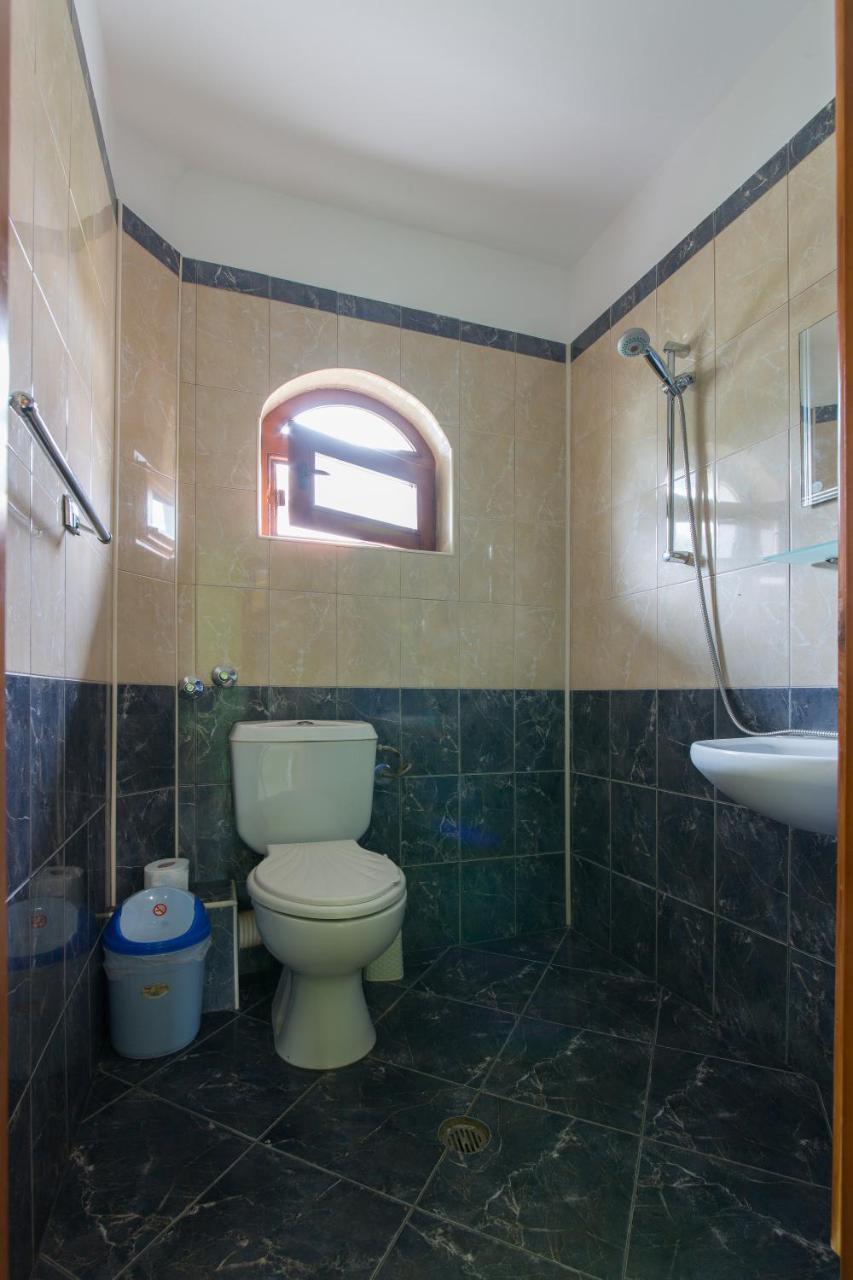 Guest House By The Captain Varna Exterior foto